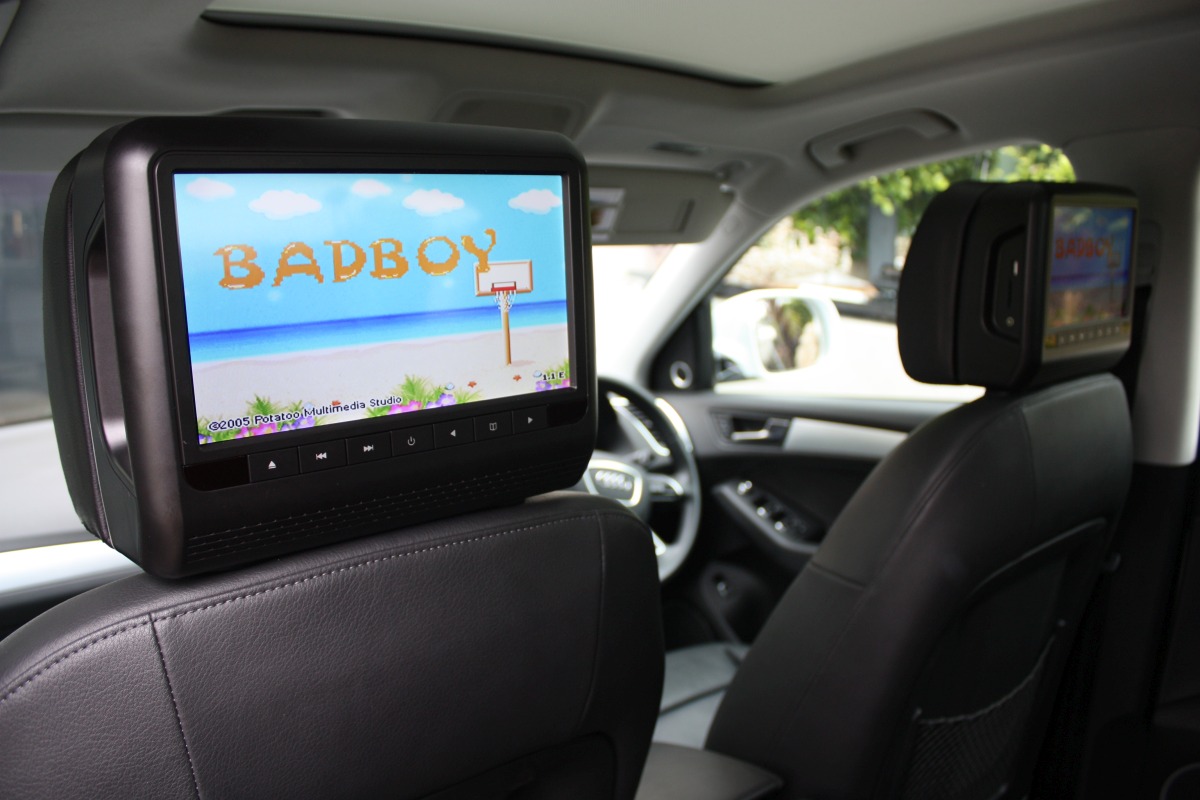 Q5 2015 9" Headrest DVD Players Creative Installations