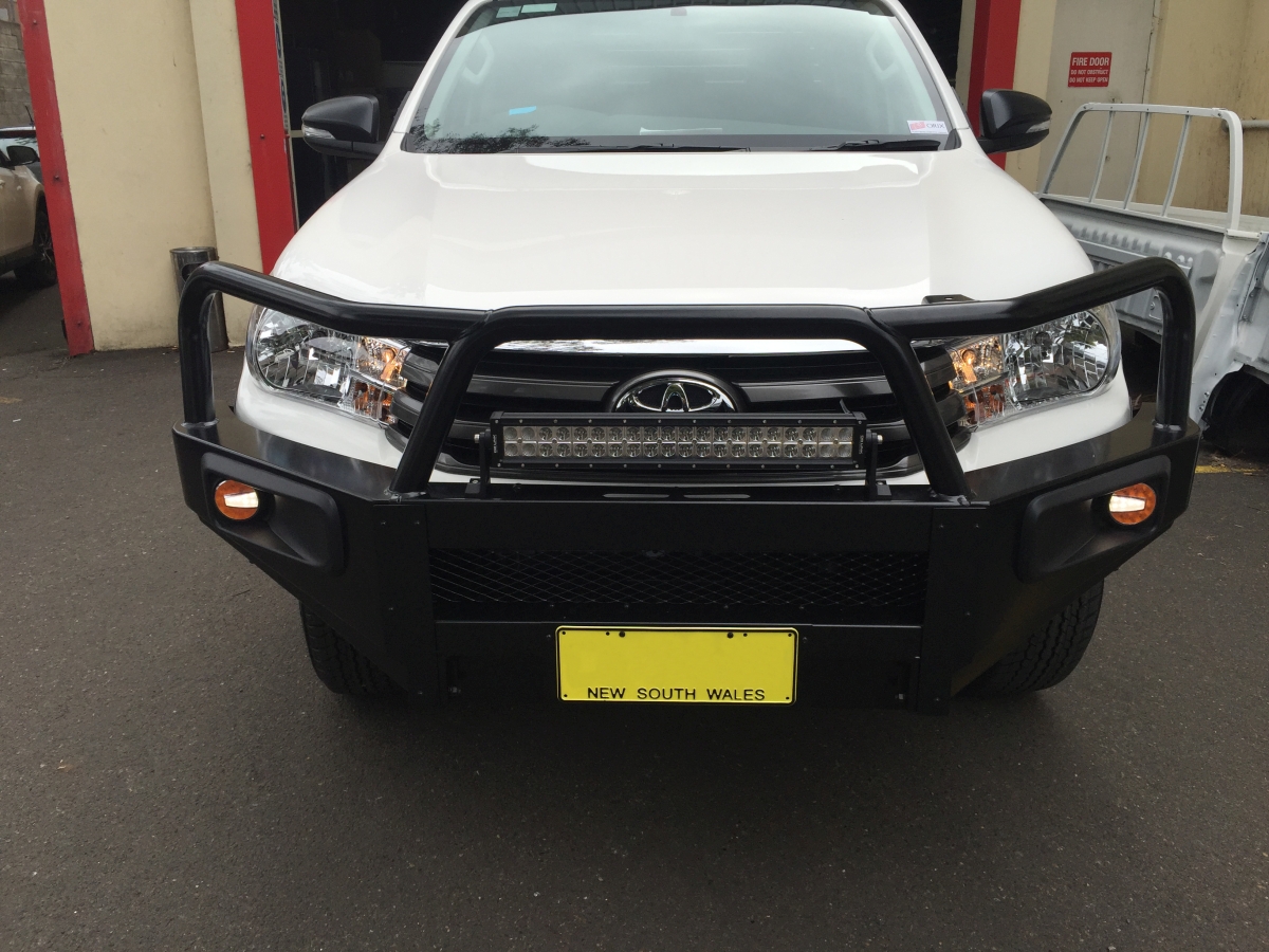 HiLux 2016 DB Link 22" Off Road Dual Row LED Light Bar on Bullbar