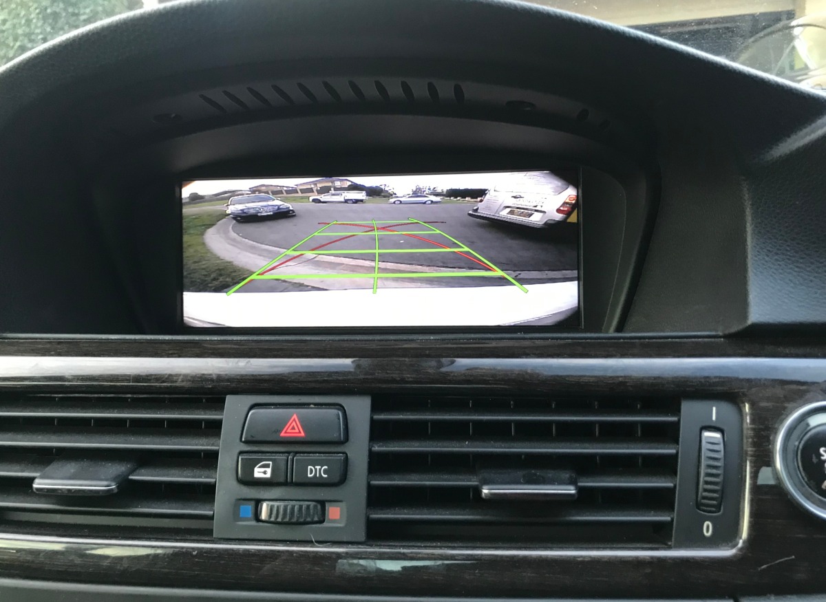 335i 2011 Integrated Reverse Camera Creative Installations