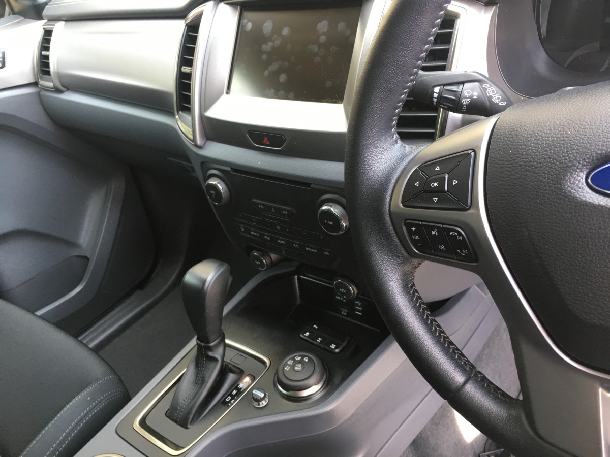 Everest 2015 REDARC Electric brake controller | Creative ... ford trailer brake controller wiring 