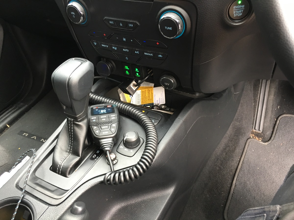 Ranger 2018 GME XRS330C UHF CB Radio Creative Installations