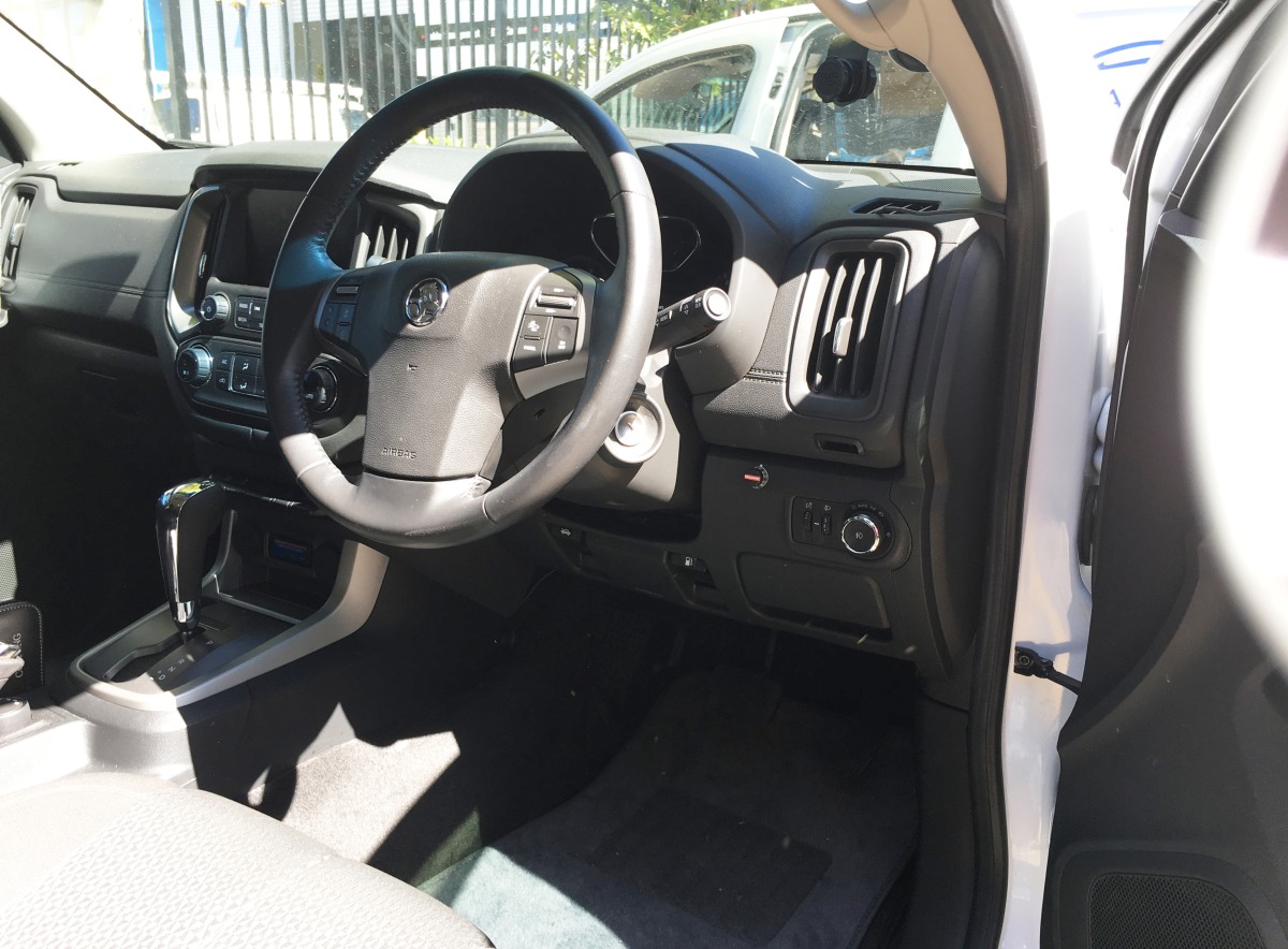 Colorado 2018 REDARC Electric Brake Controller Creative Installations