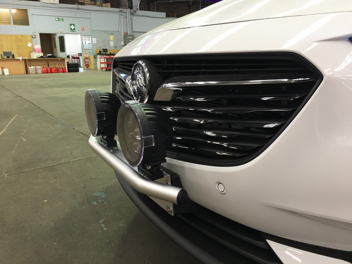 Commodore 2018 Thunder 9 LED Driving Lights Creative Installations