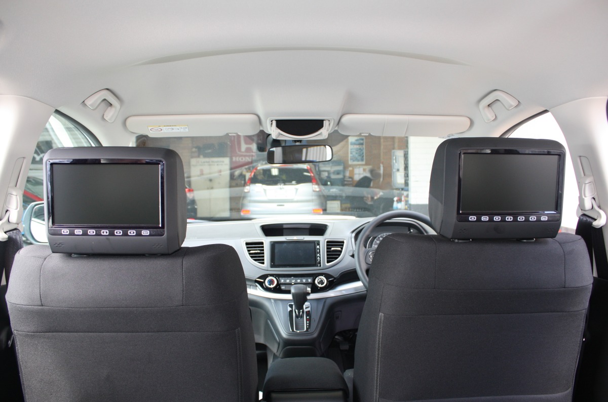 CRV 2015 9" Headrest DVD Players Creative Installations