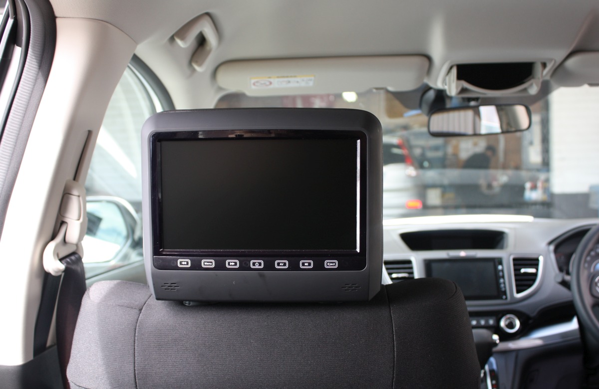 CRV 2015 9" Headrest DVD Players Creative Installations