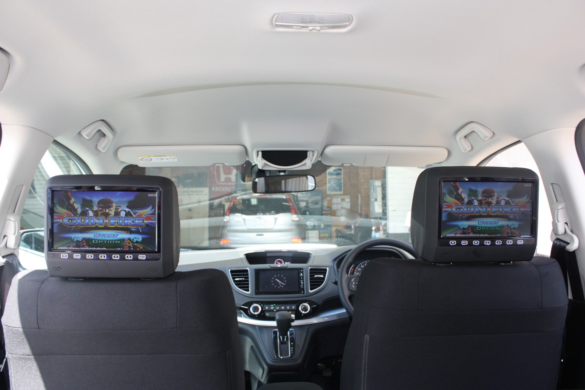 CRV 2015 9" Headrest DVD Players Creative Installations