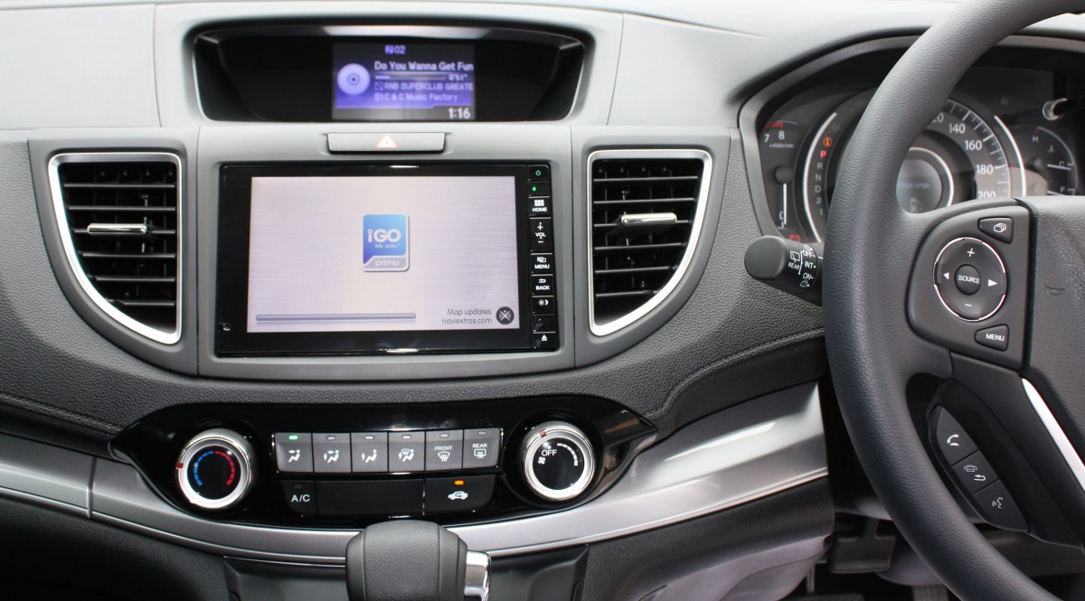 CRV 2015 Integrated GPS Navigation System Creative Installations
