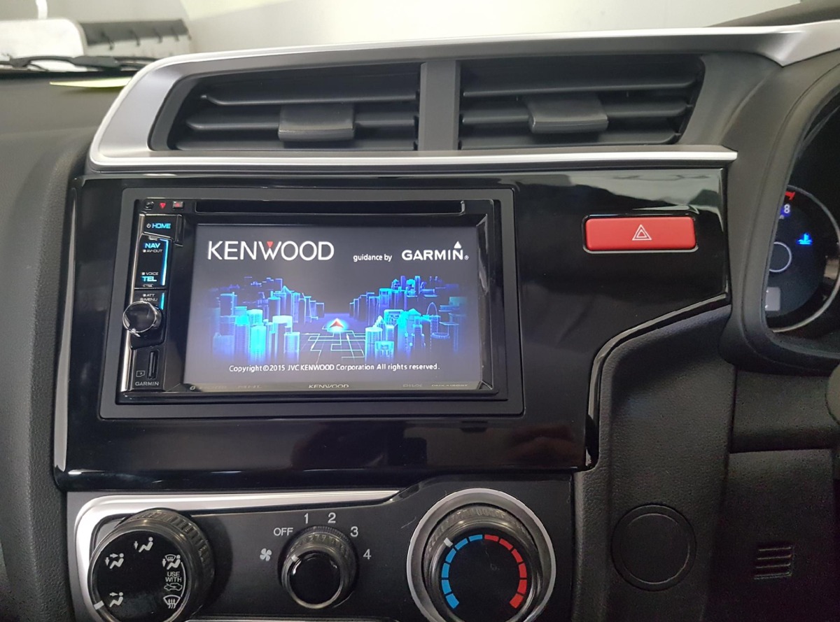 Jazz 2017 Kenwood DNX4150BT Sat Nav Creative Installations