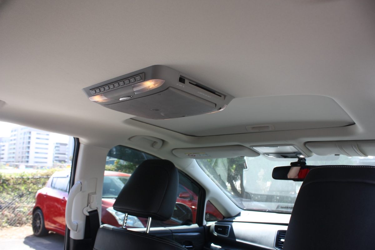 Odyssey 2016 10.2" Roof DVD player Creative Installations
