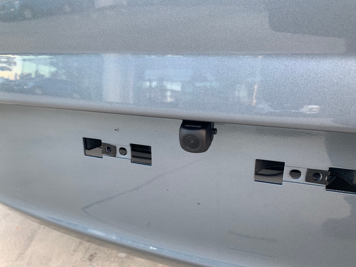 Accent 2019 Kenwood CMOS130 Reverse Camera Creative Installations