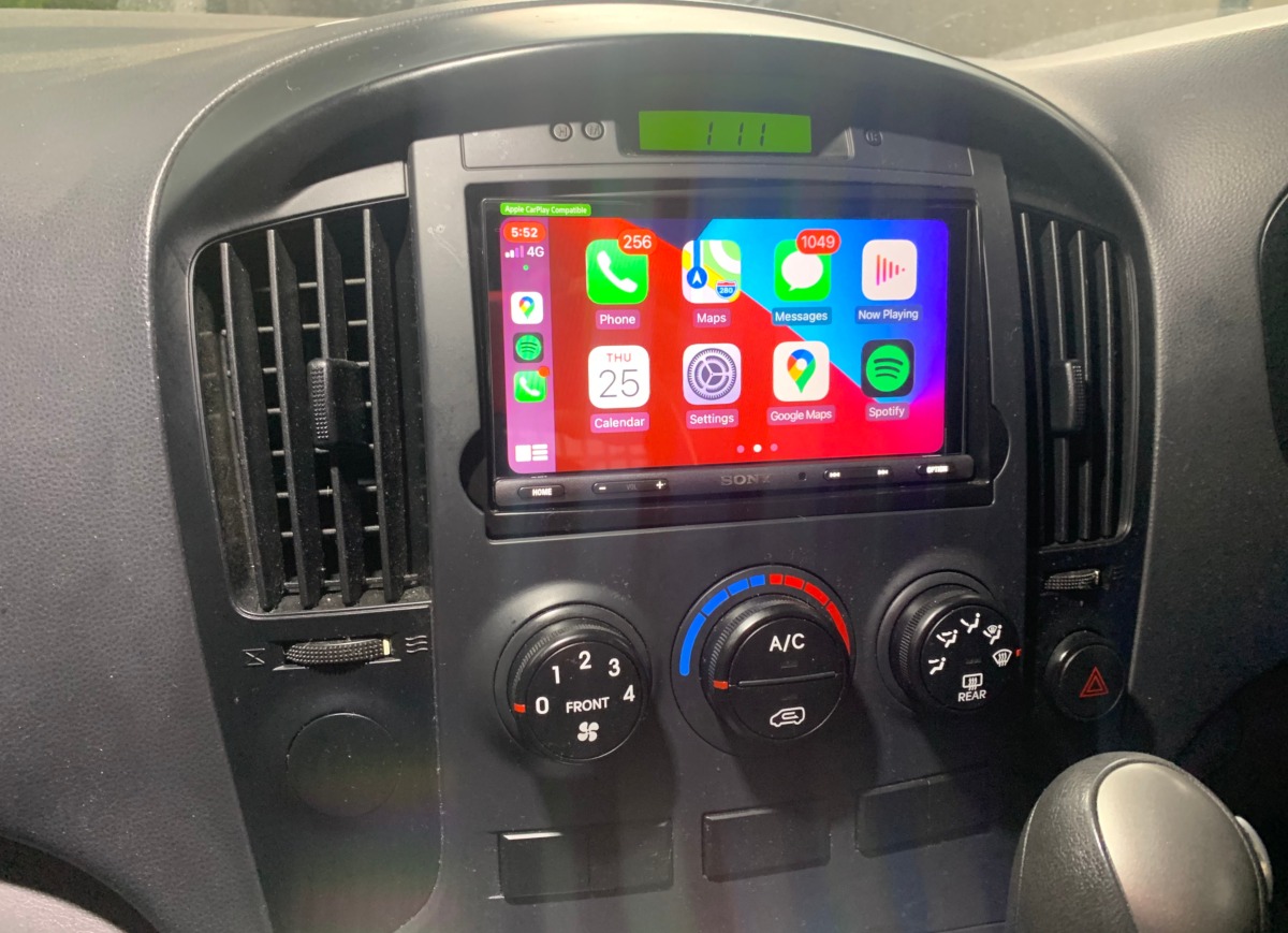 iLoad 2015 Sony XAVAX5000 Head Unit Creative Installations