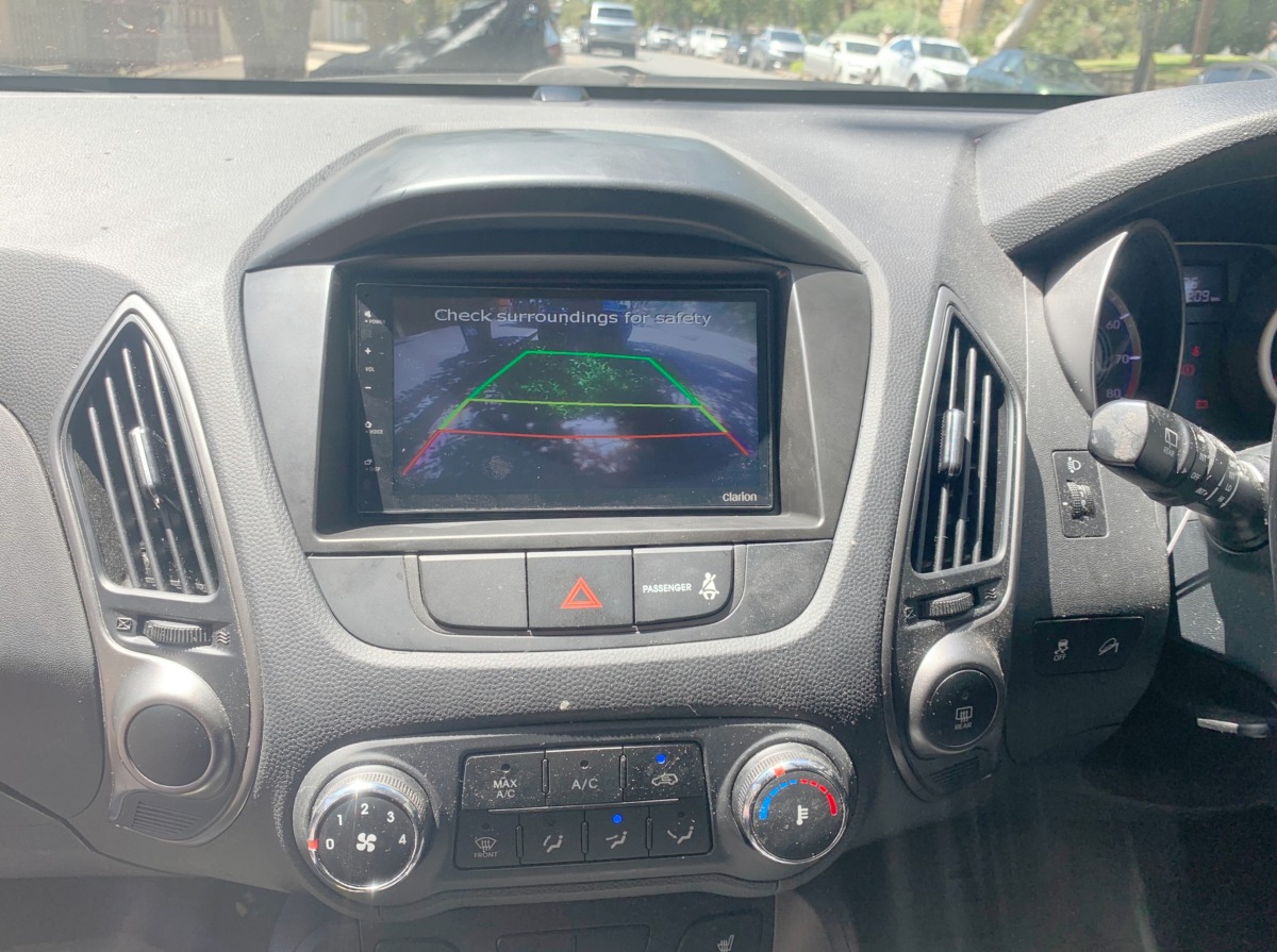 ix35 2015 Clarion FX450 Head Unit Creative Installations