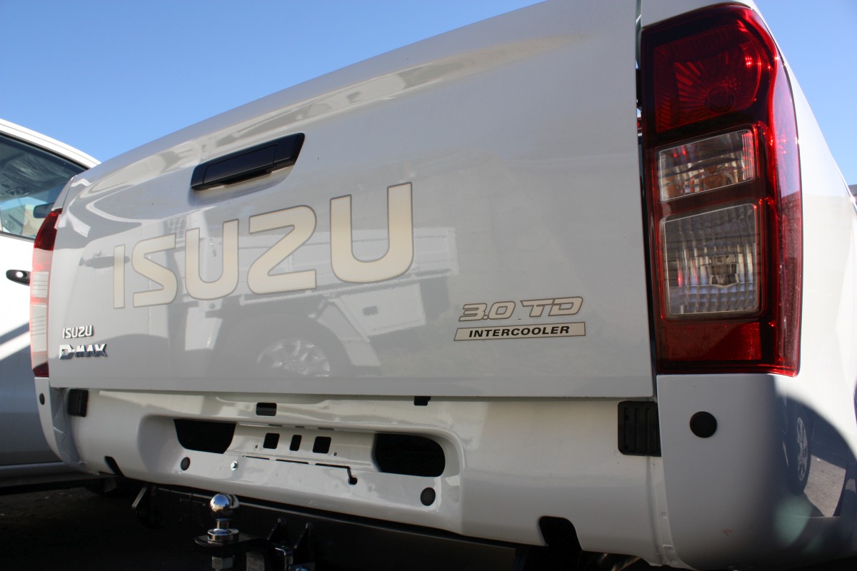 DMax 2017 Reverse Parking Sensors Creative Installations