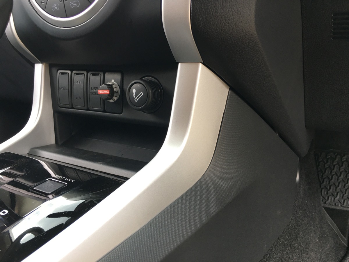 MUX 2020 REDARC Electric Brake Controller Creative Installations