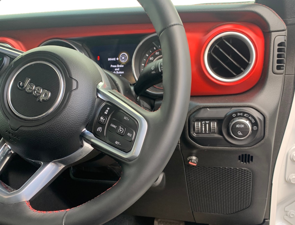 Gladiator 2020 REDARC Electric Brake Controller Creative Installations