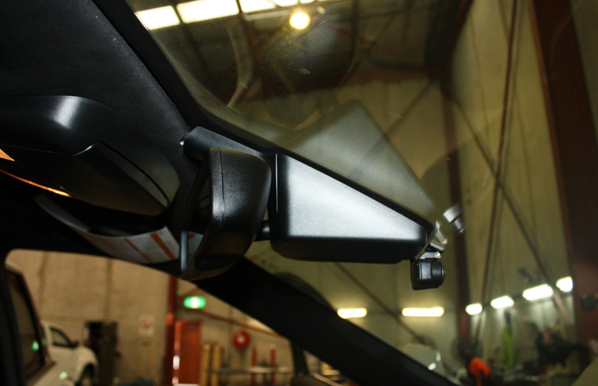 Grand Cherokee SRT 2016 eCELL Dash Cameras Creative Installations