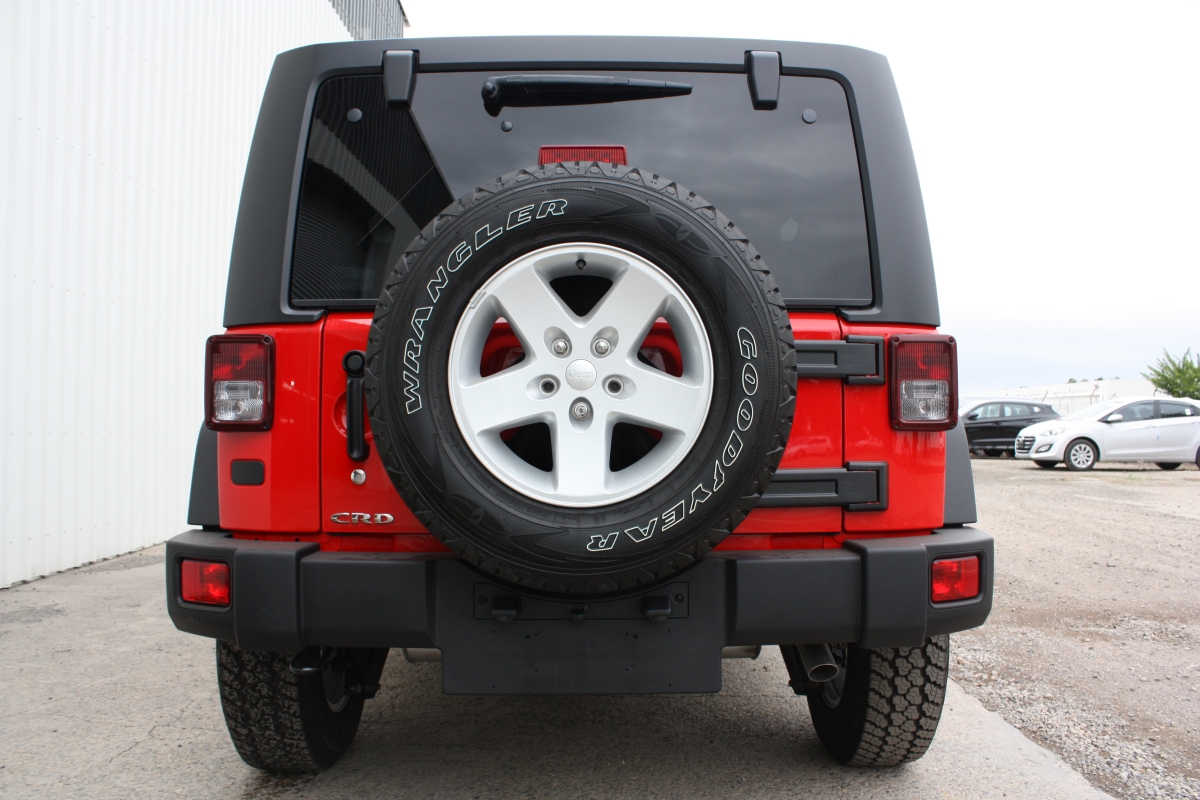 Wrangler 2016 Integrated Reverse Camera Creative Installations