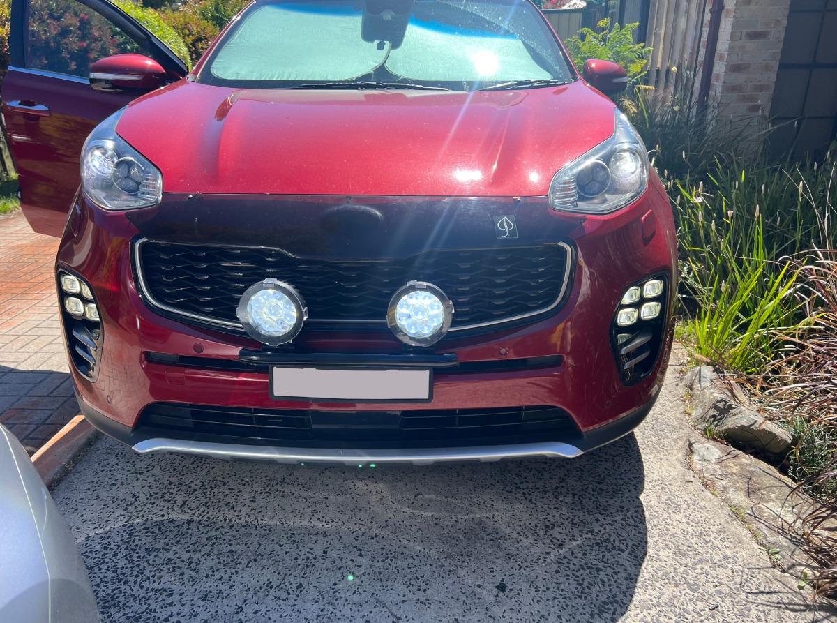 Sportage 2016 Thunder 9 LED Driving Lights Creative Installations