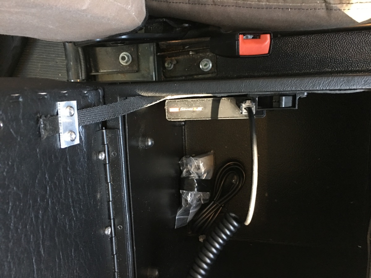 Defender 2015 GME XRS330C UHF CB Radio Creative Installations