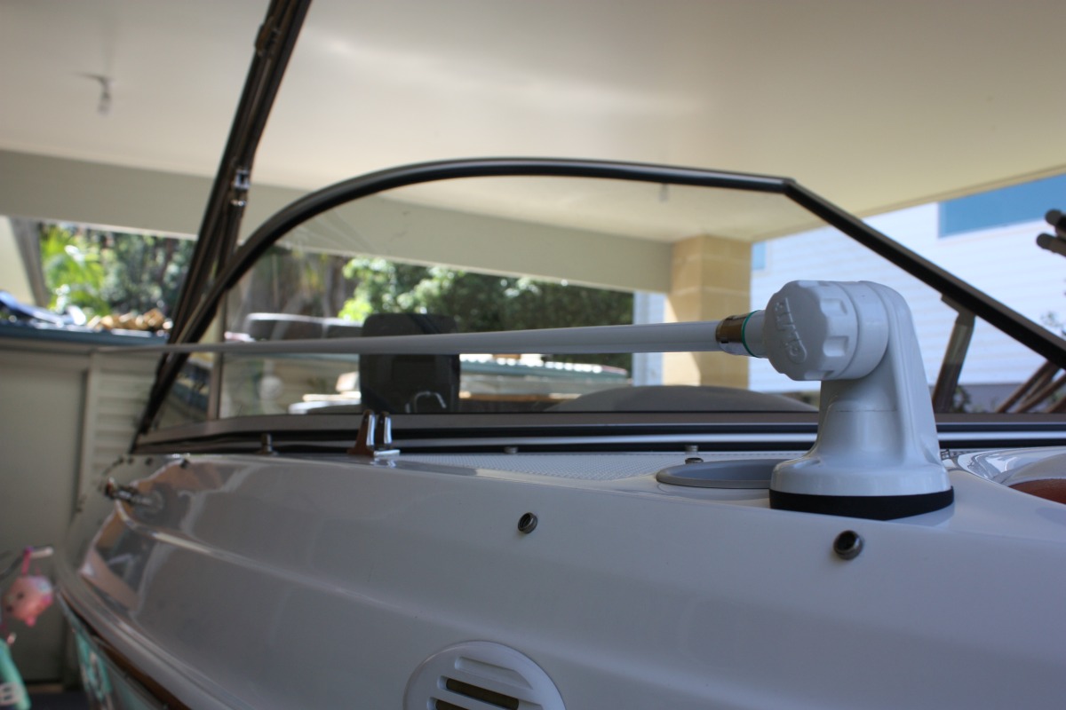 Maxum 1800 SR3 2006 GME AE346V VHF Marine Antenna Creative Installations