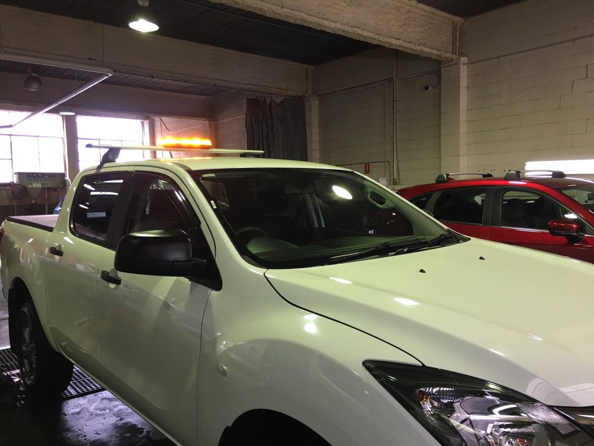 BT50 2018 ECCO Amber Reflex LED Minibar Warning Light Creative