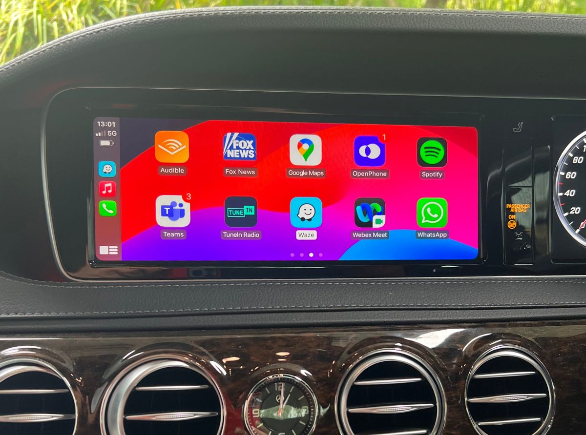S350 2019 Apple CarPlay Upgrade | Creative Installations