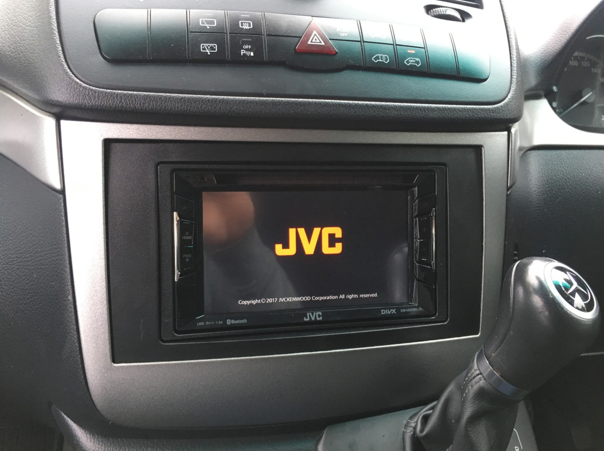 Valente 2013 JVC KWV230BT Head Unit Creative Installations