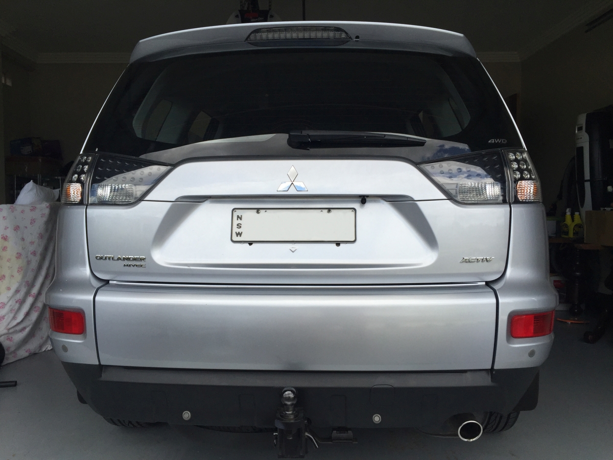 Outlander 2011 Reverse Camera Creative Installations