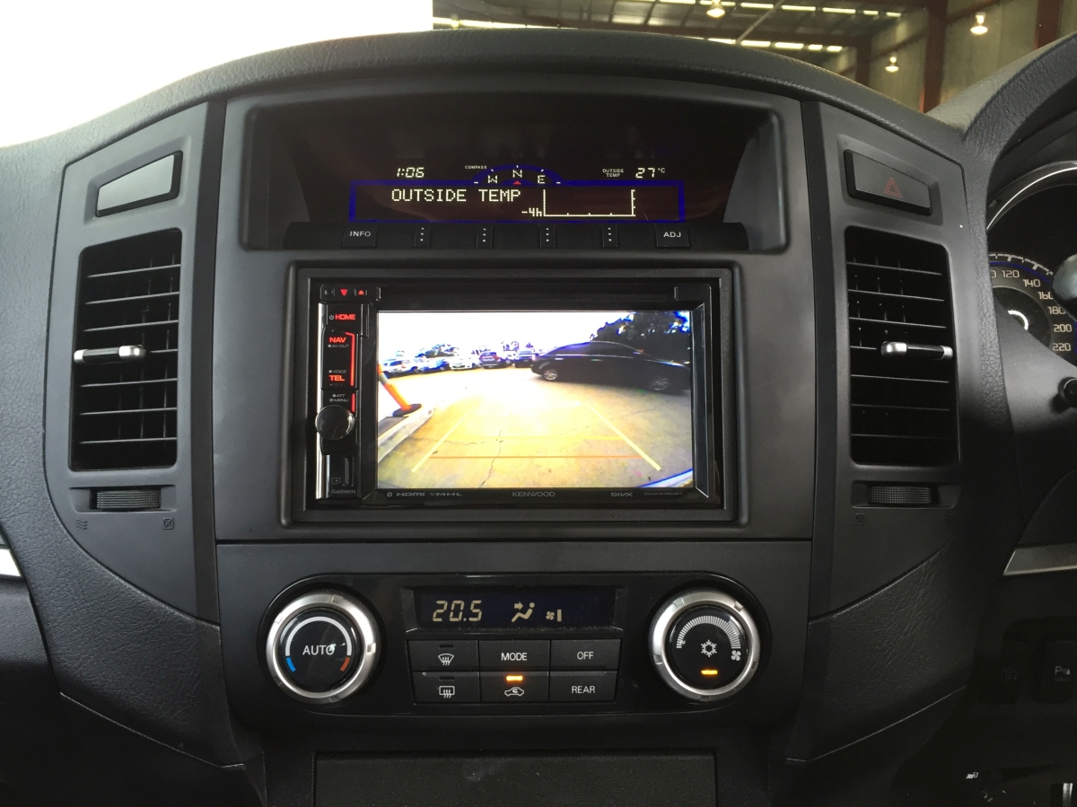 pajero navigation system