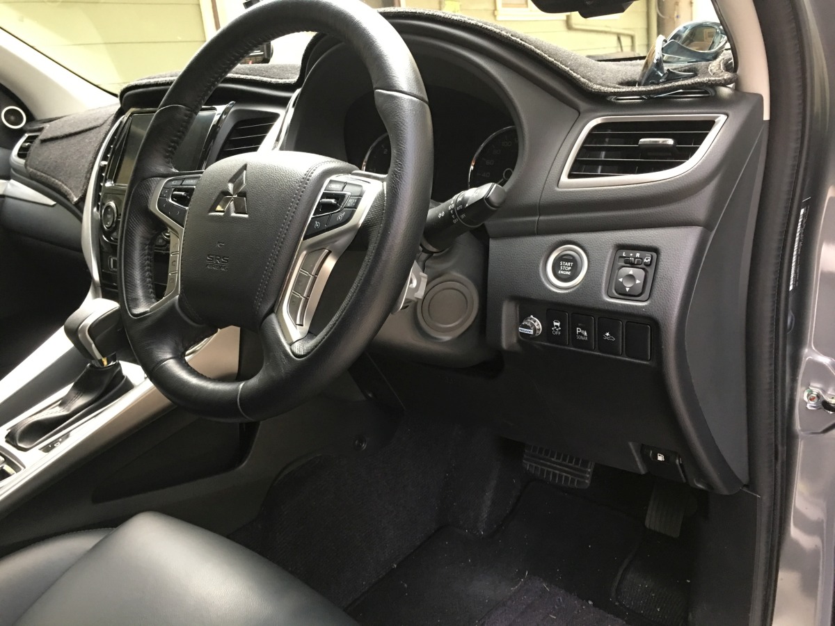 Pajero Sport 2016 REDARC Electric brake controller Creative Installations