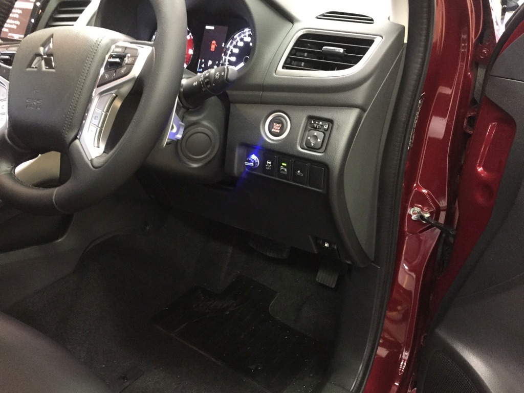 Pajero Sport 2016 REDARC Electric brake controller Creative Installations