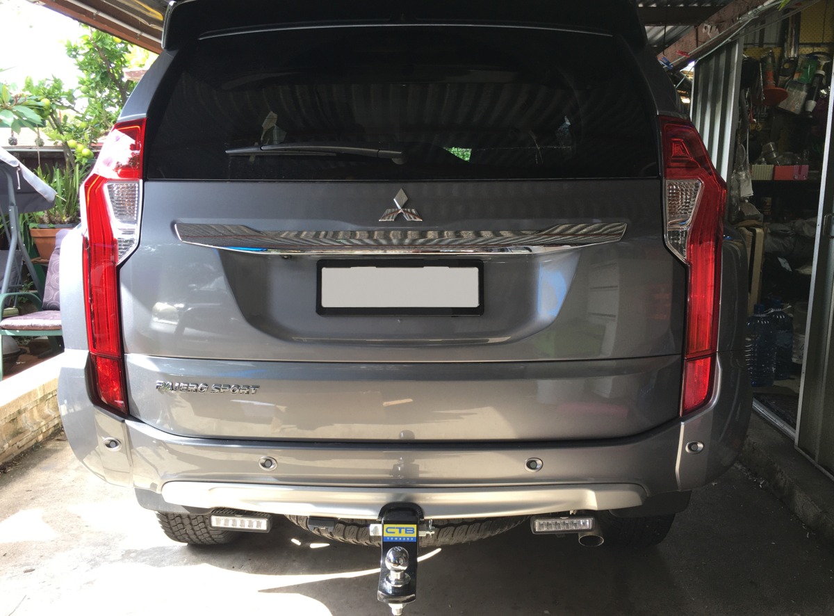 Pajero Sport 2019 Defend 6" LED Reverse Light Bars Creative Installations