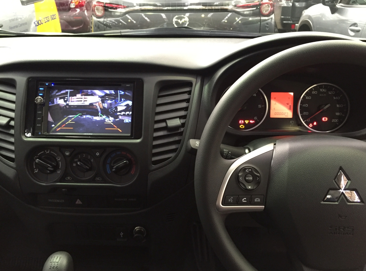 Triton 2016 Axis 1508NAV Sat Nav Creative Installations