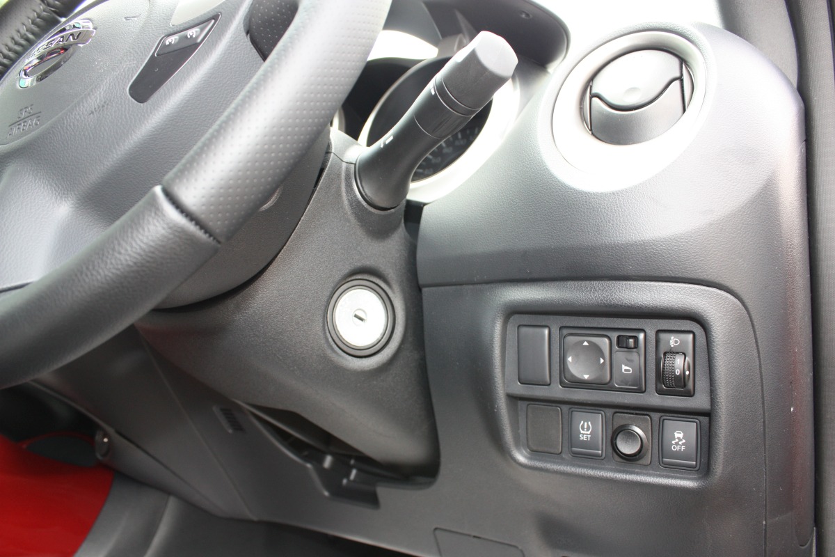 Juke 2015 Front Parking Sensors Creative Installations