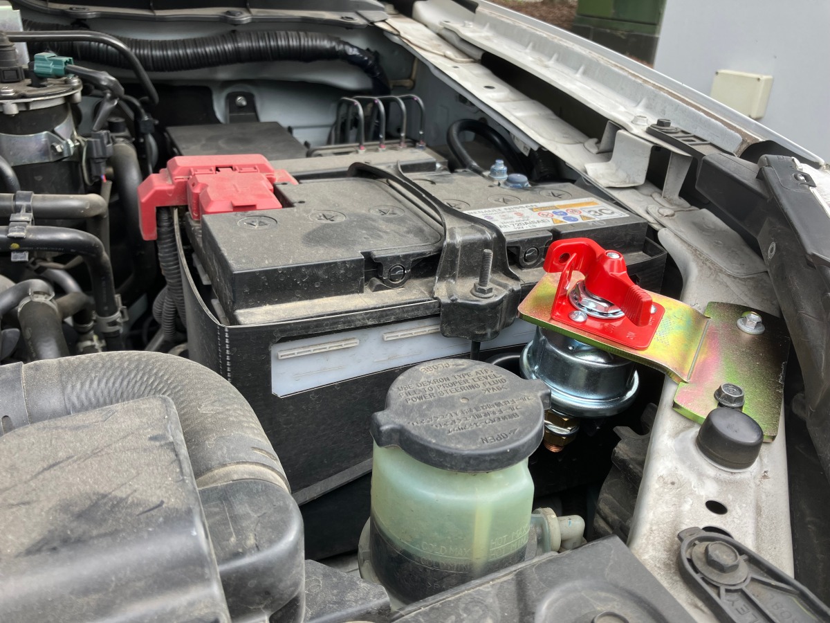 Navara 2018 Lockable Battery Isolator Creative Installations