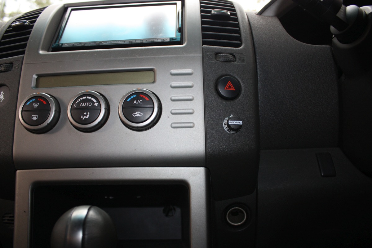 Pathfinder 2009 REDARC Electric brake controller Creative Installations