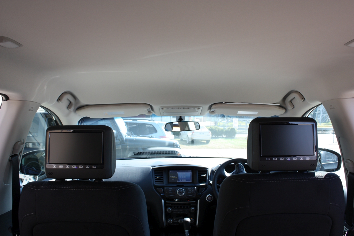 Pathfinder 2015 9" Headrest DVD Players Creative Installations