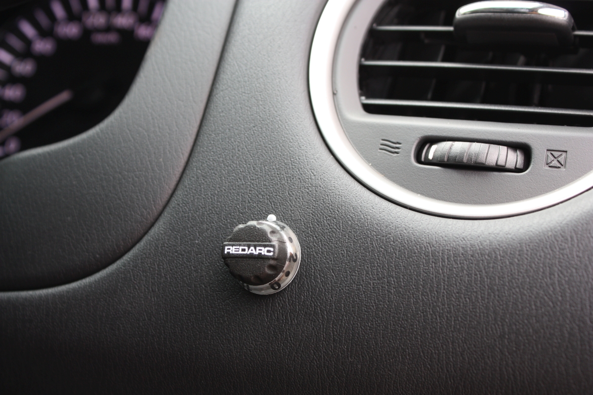 Pathfinder 2015 REDARC Electric brake controller Creative Installations