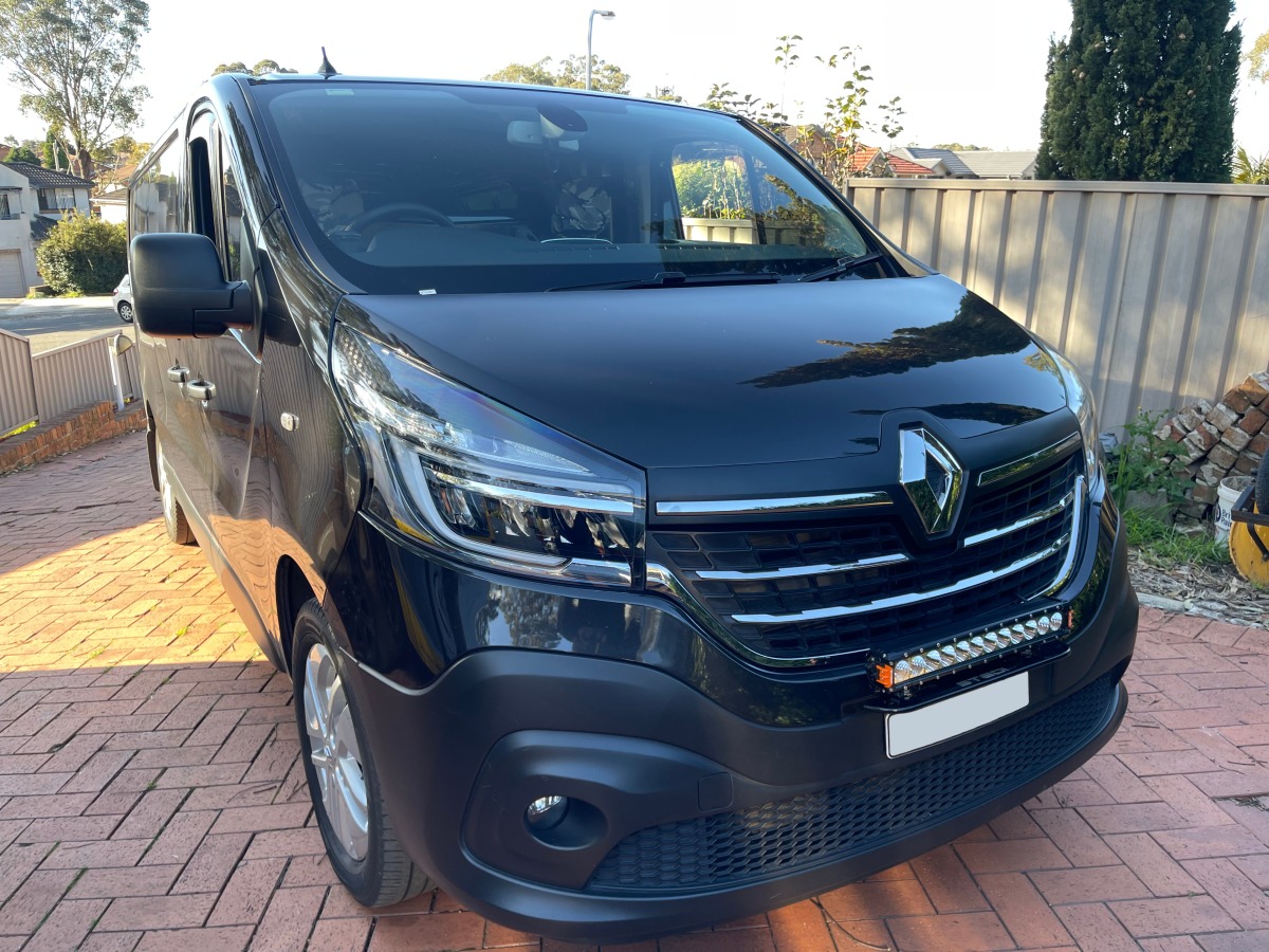 Trafic 2021 STEDI ST3301 Pro 18.6'' LED Light Bar | Creative Installations