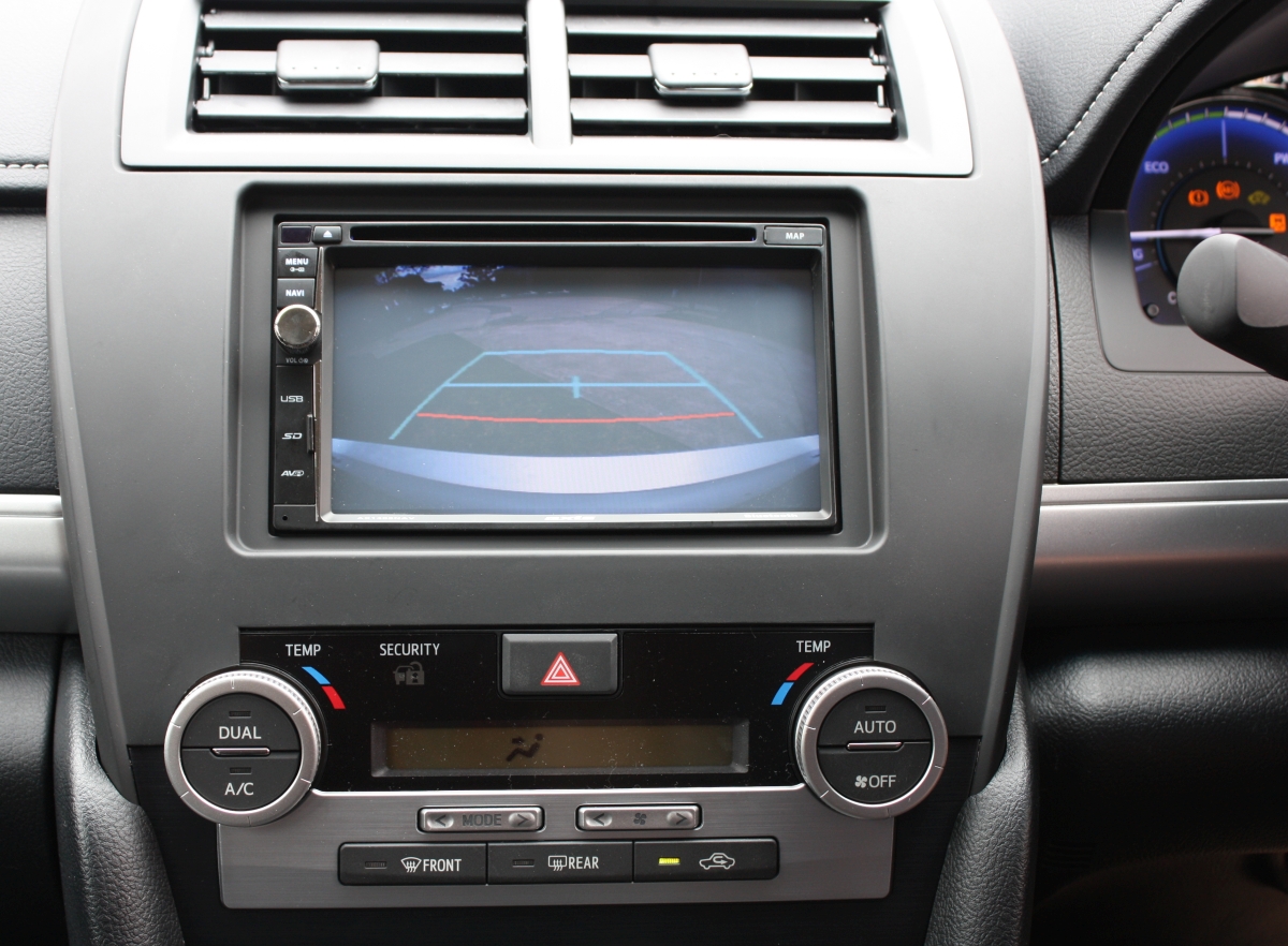 2015 toyota camry navigation system