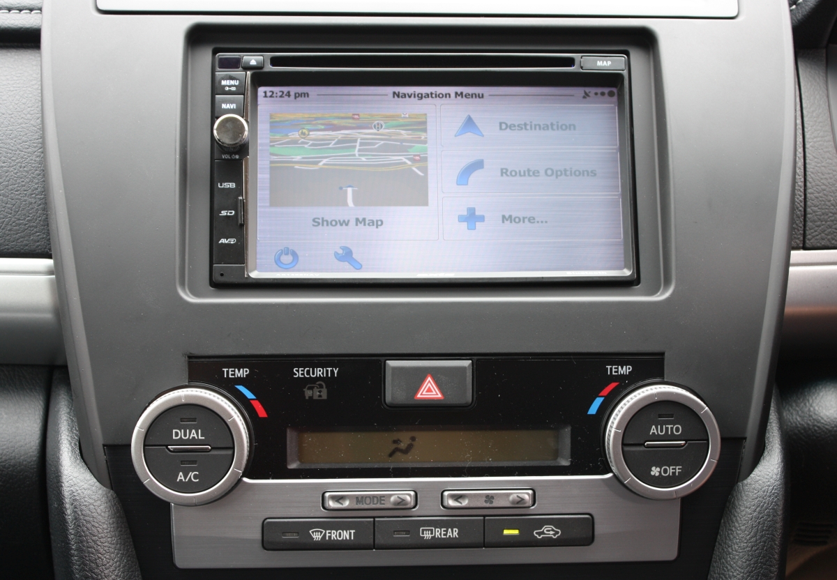 2015 toyota camry navigation system