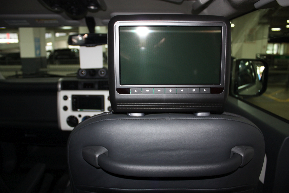 FJ Cruiser 2016 9" Headrest DVD Players Creative Installations