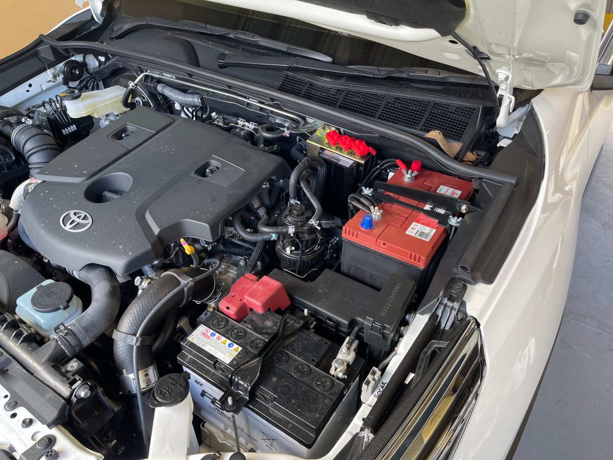 Fortuner 2022 REDARC BCDC1225D Dual Battery System Creative Installations