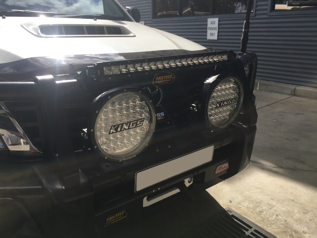 HiLux 2014 Adventure Kings 20" Slim Line LED Light Bar Creative