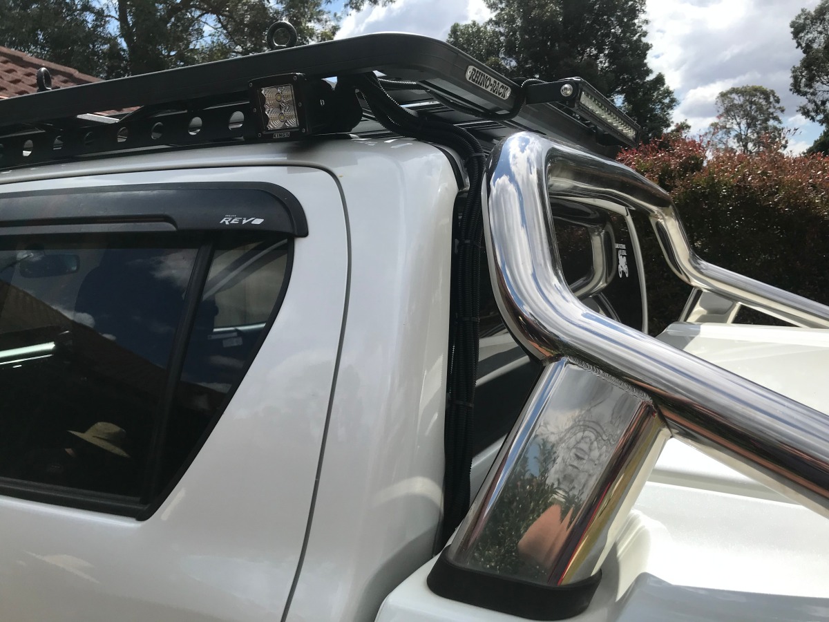 HiLux 2016 Adventure Kings 20" Slim Line LED Light Bars Creative Installations