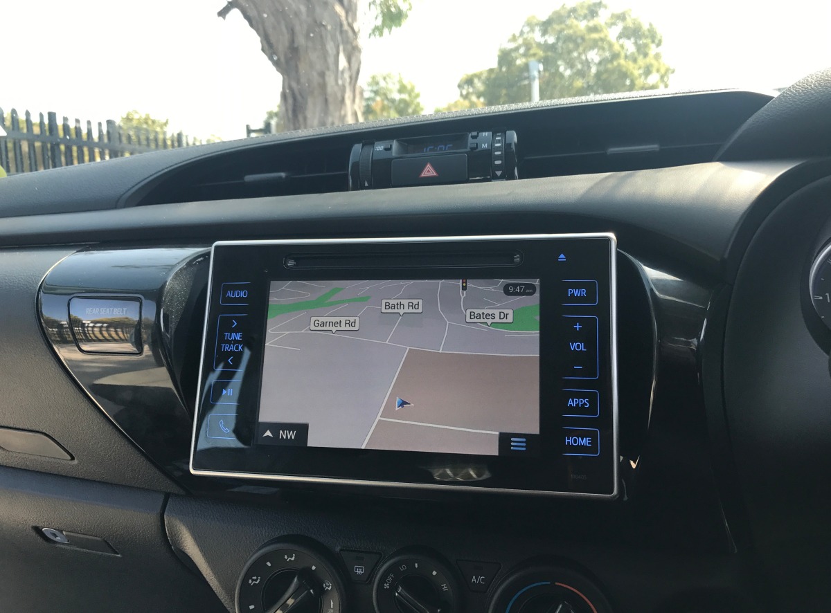 HiLux 2016 Integrated GPS Navigation System Creative Installations