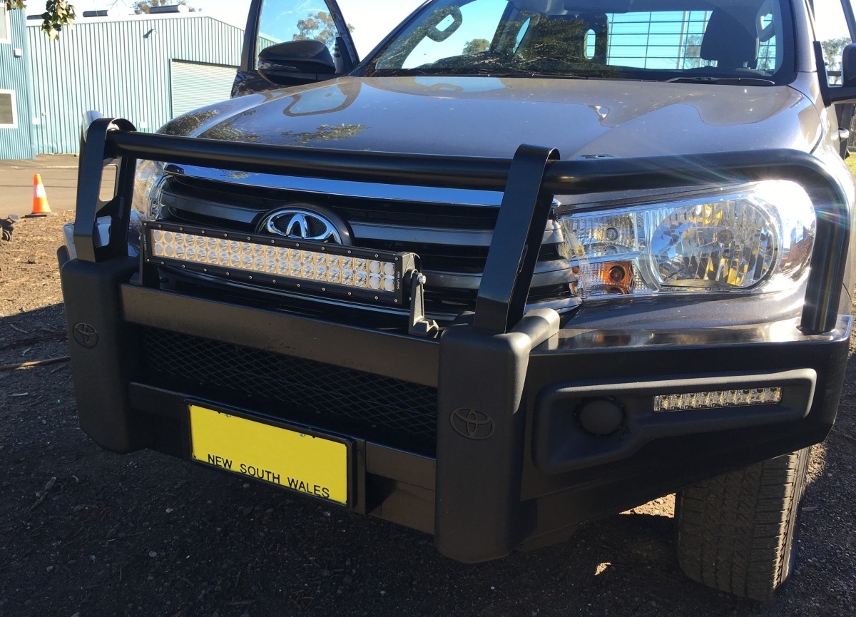 HiLux 2018 DB Link 22" Dual Row LED Light Bar | Creative ...