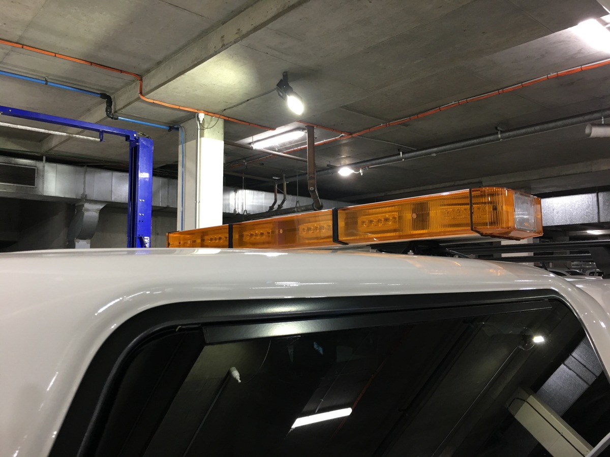 HiLux 2018 Emergency Warning Light Bar Creative Installations