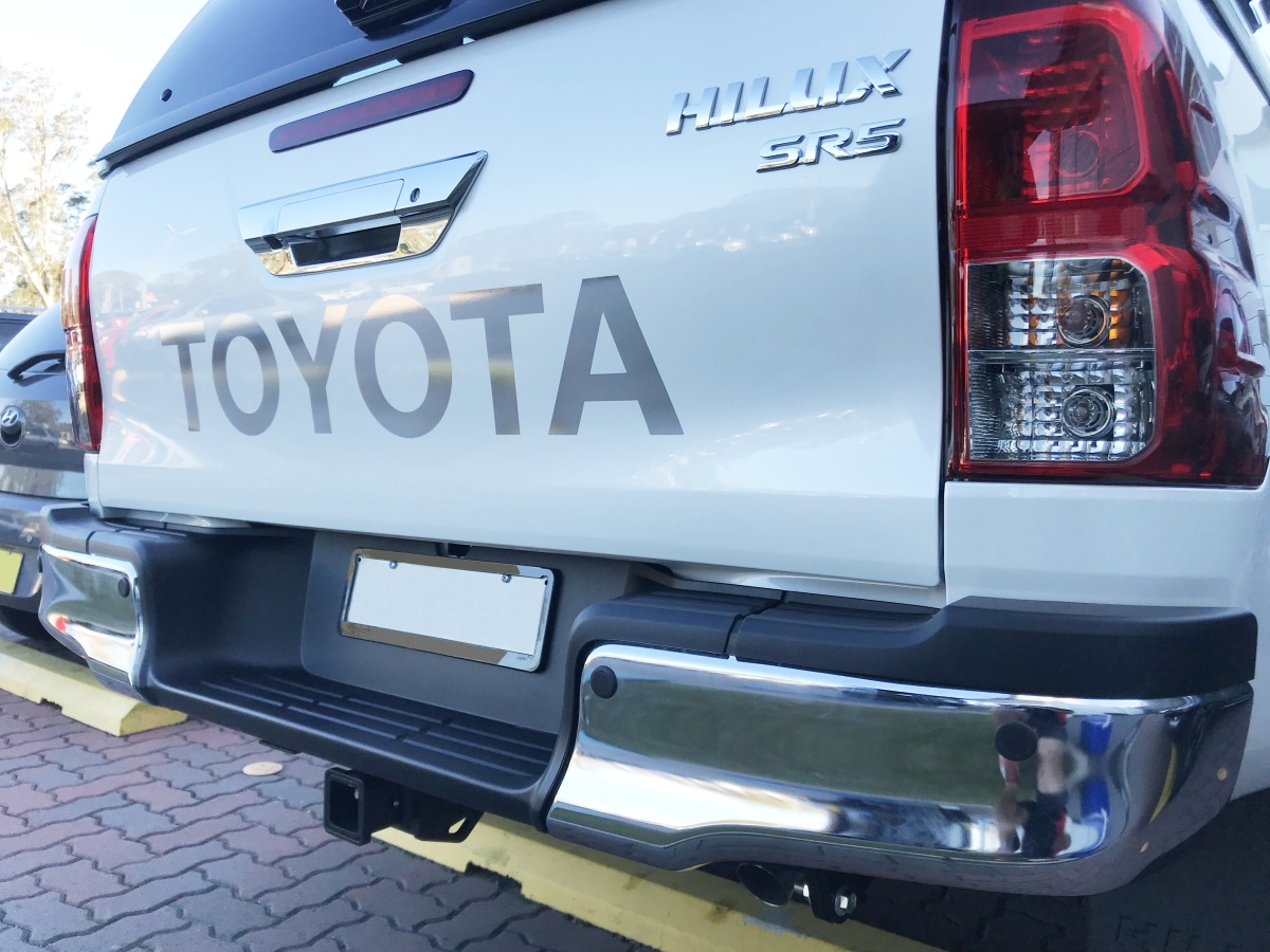 HiLux 2018 Reverse Parking Sensors Beeping Creative Installations