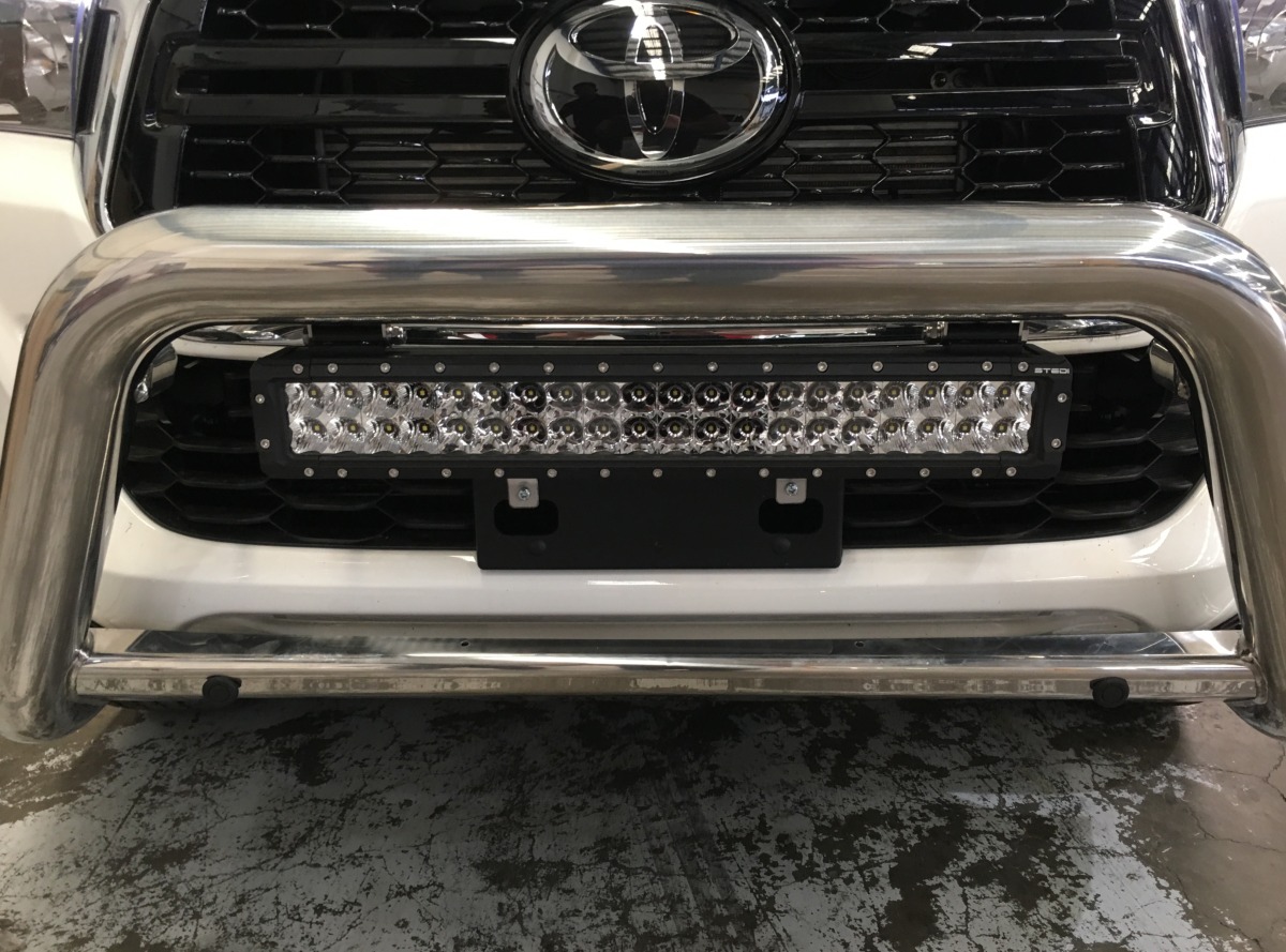 HiLux 2019 22" STEDI ST4K Double Row LED Light Bar Creative Installations